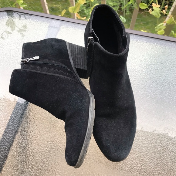 Blondo Booties - Picture 3 of 5